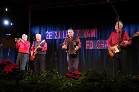 Lojze Bajc s prijatelji3